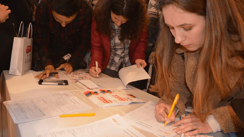  Sponsoru Olduğumuz Ege Bölgesi Kariyer Fuarı’nda Öğrencilerle Buluştuk 