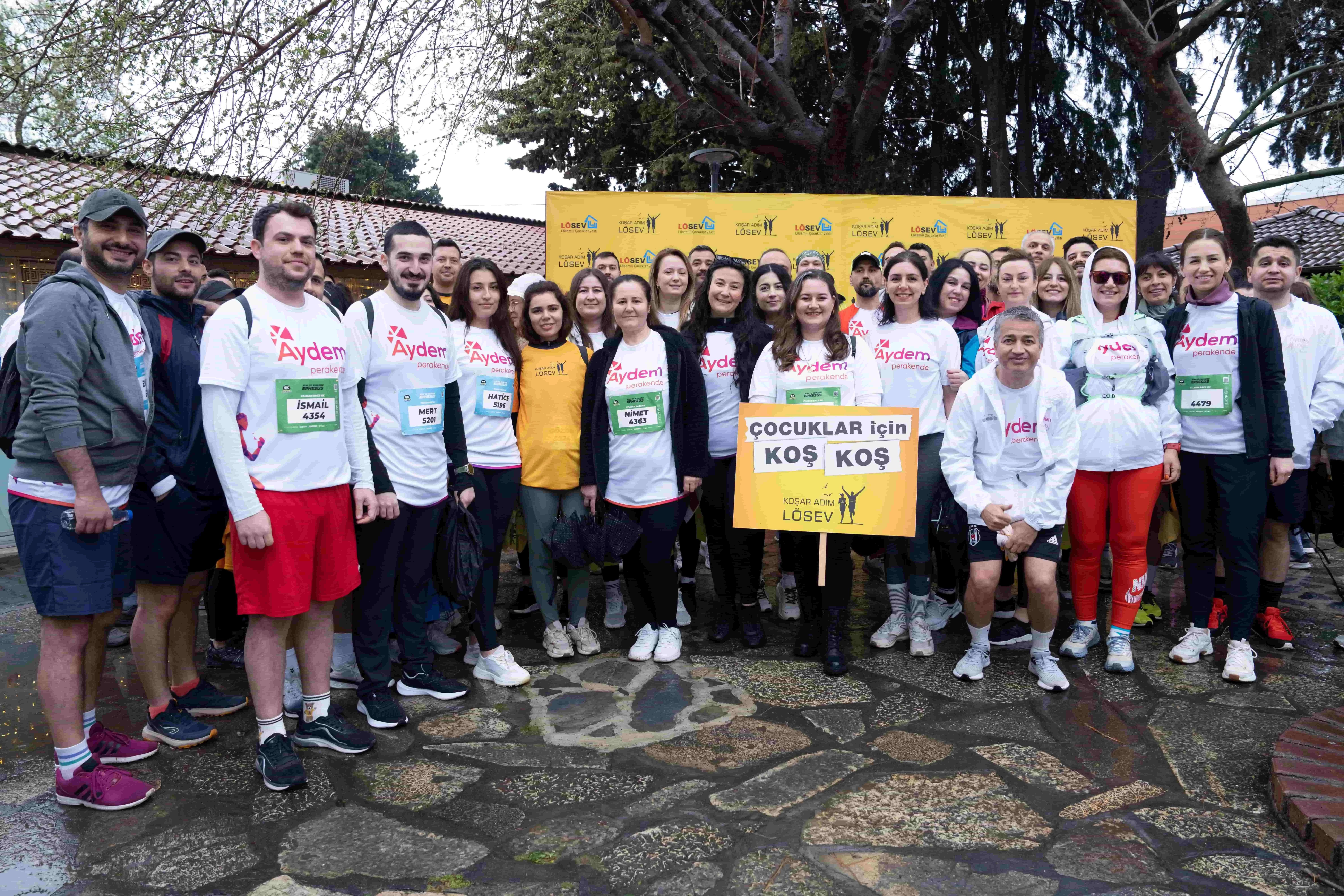  Efes Ultra’da Sınırları Aştık, Umudu Büyüttük, LÖSEV İçin Zirvedeyiz! 