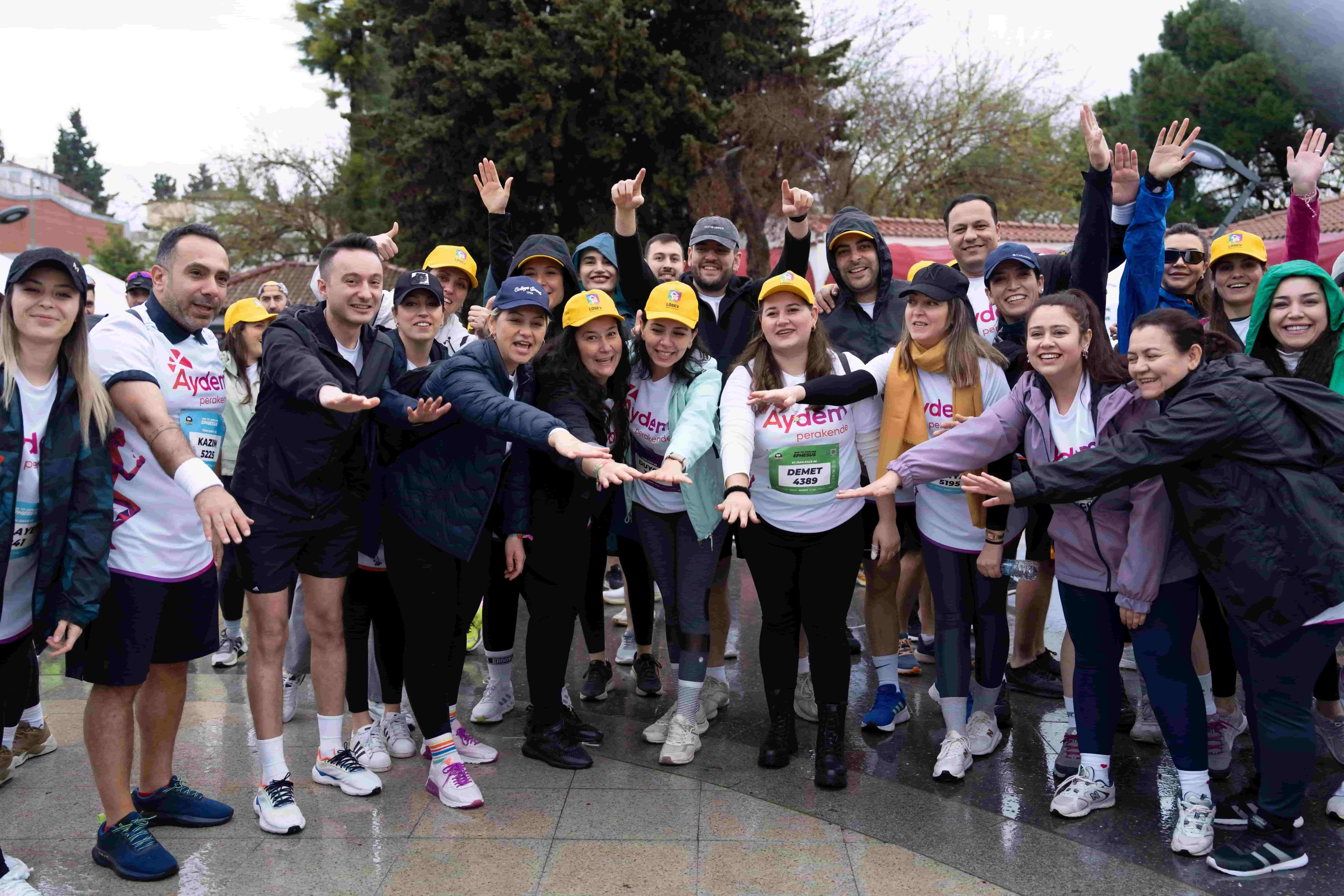  Efes Ultra’da Sınırları Aştık, Umudu Büyüttük, LÖSEV İçin Zirvedeyiz! 