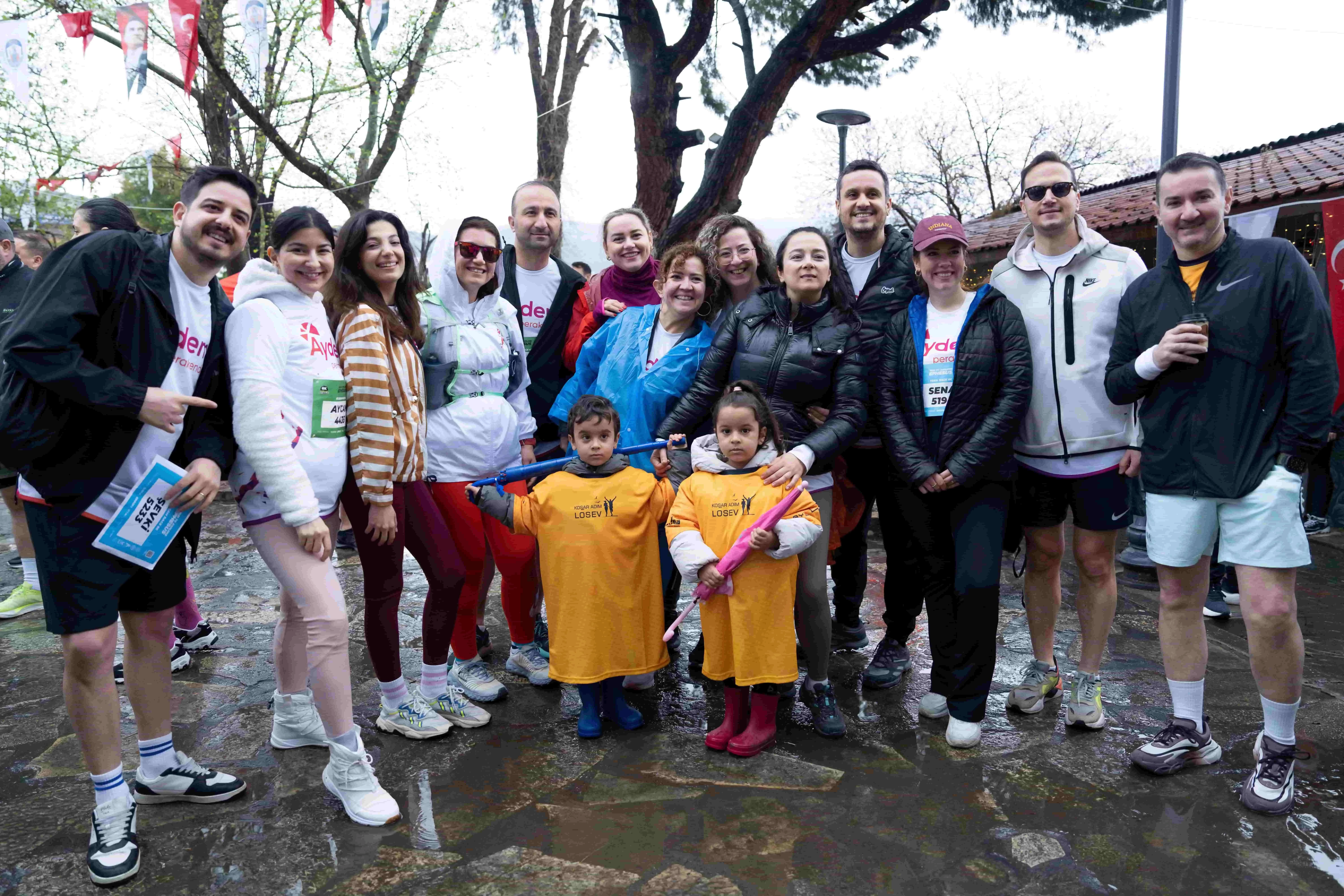  Efes Ultra’da Sınırları Aştık, Umudu Büyüttük, LÖSEV İçin Zirvedeyiz! 