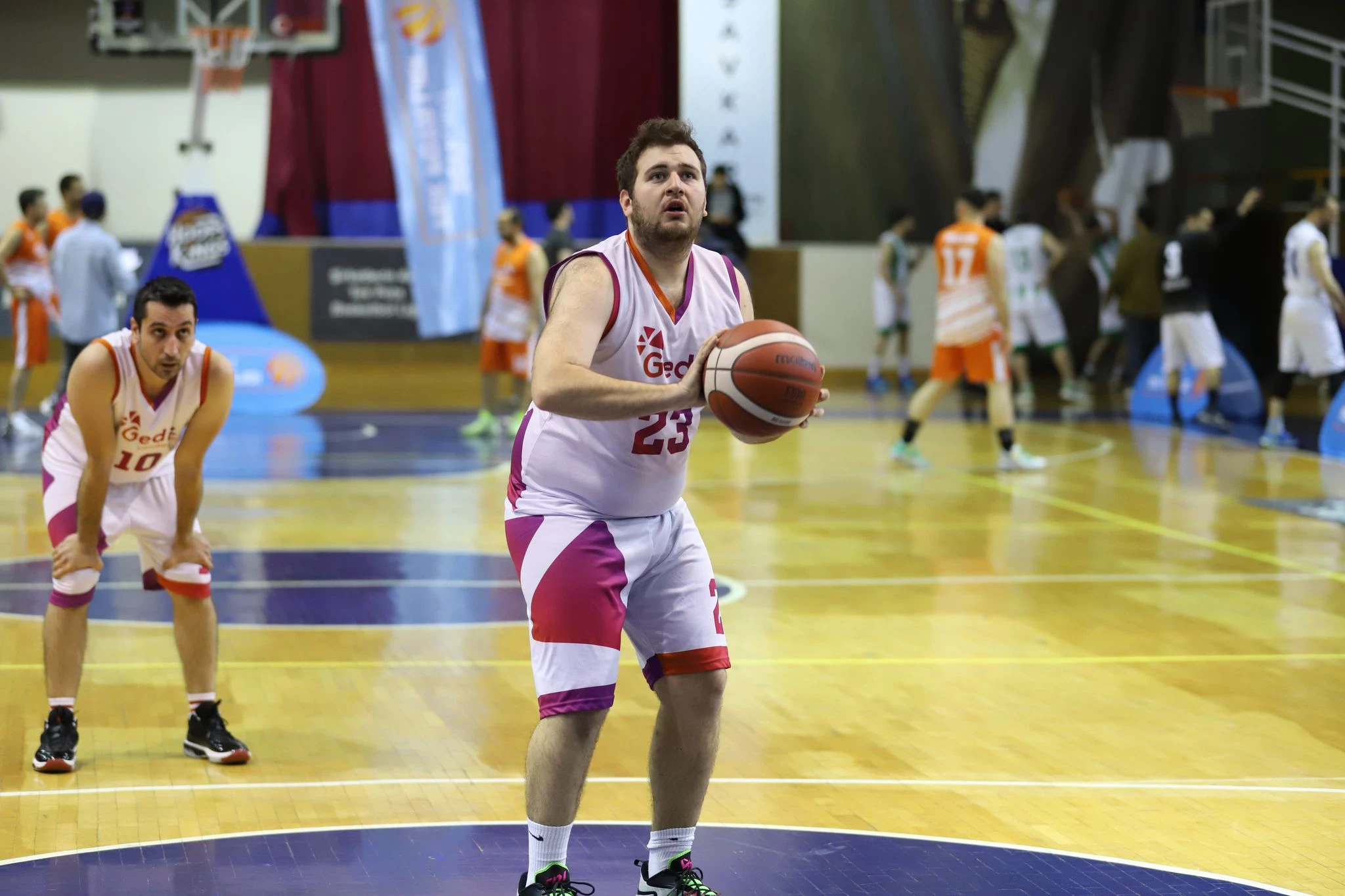  Tek Pota Basketbol Ligi’ne Katıldık! 