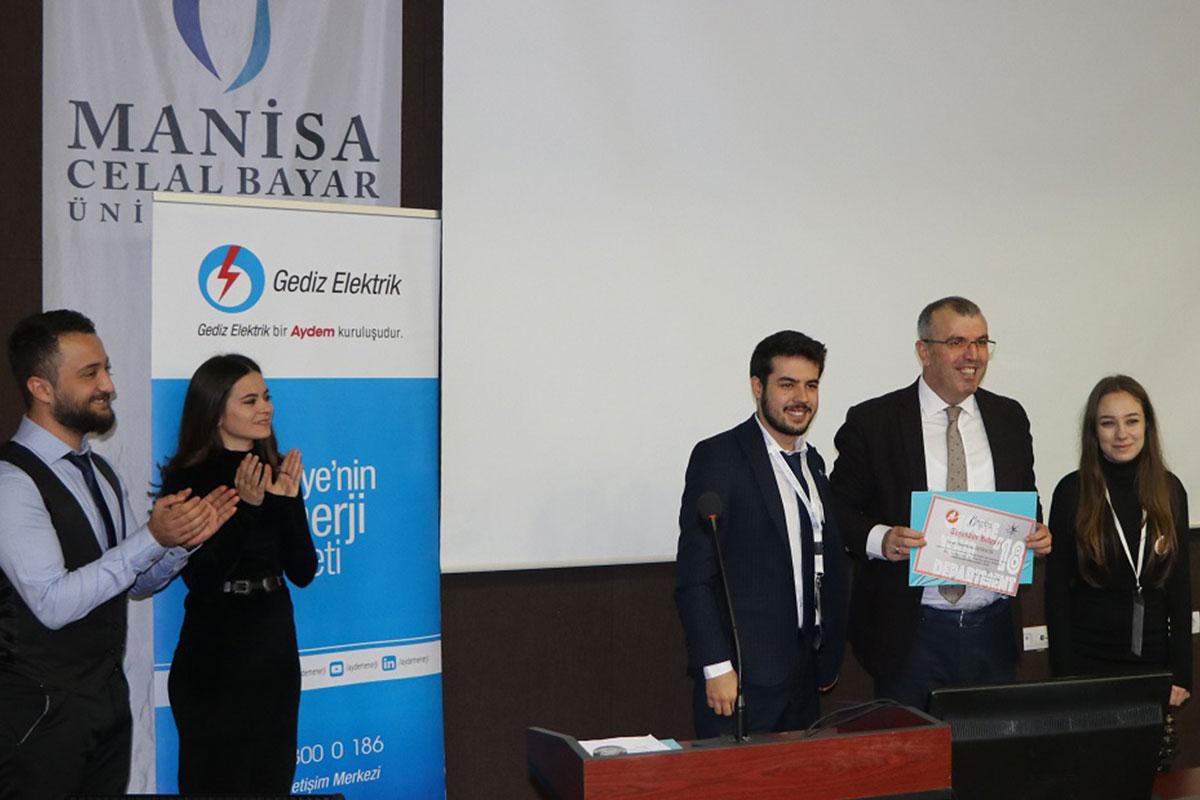  Celal Bayar Üniversitesi İktisat Kulübü konferansındaydık. 