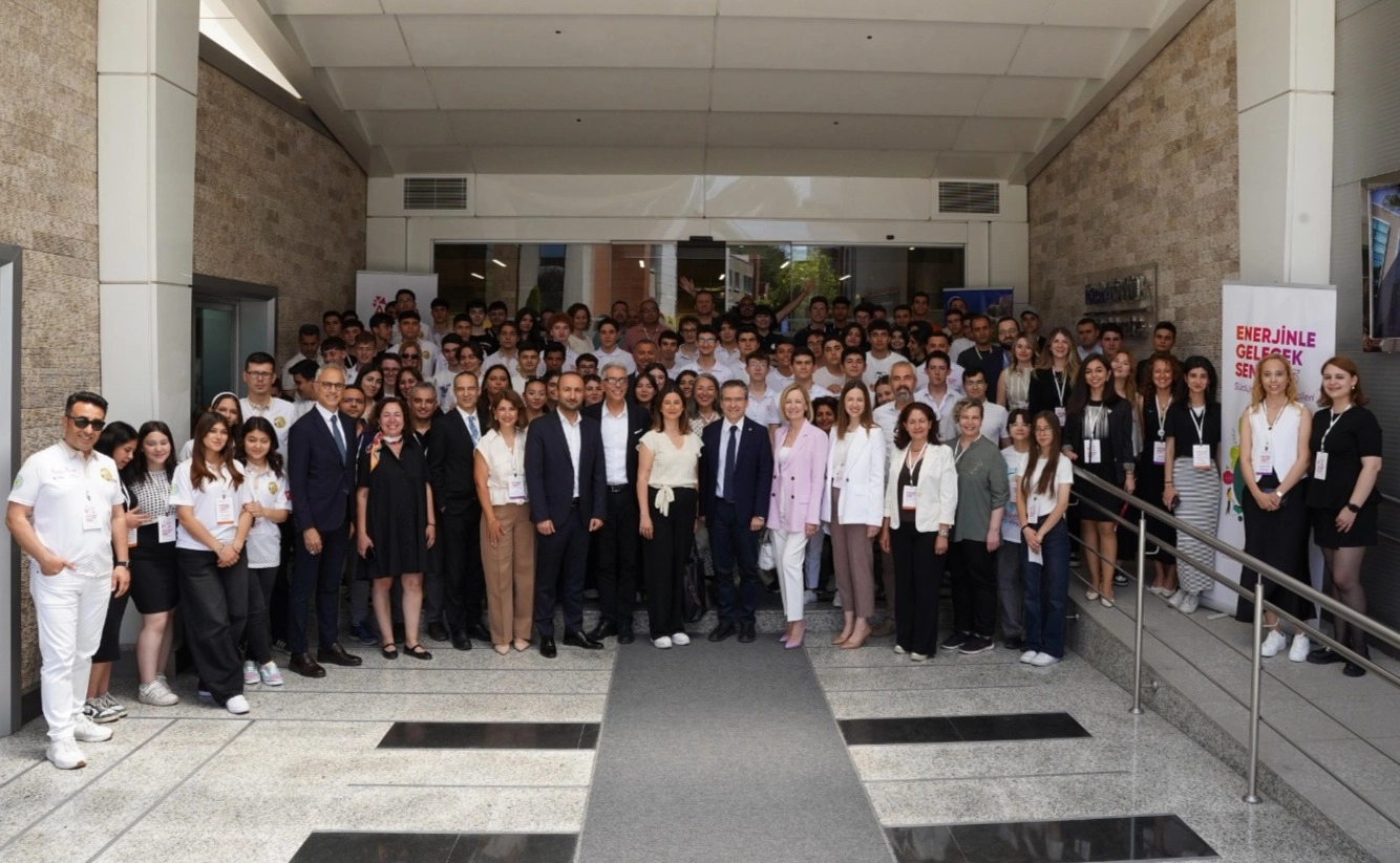 EGE’NİN SÜRDÜRÜLEBİLİRLİK ELÇİLERİ SAHNEDE